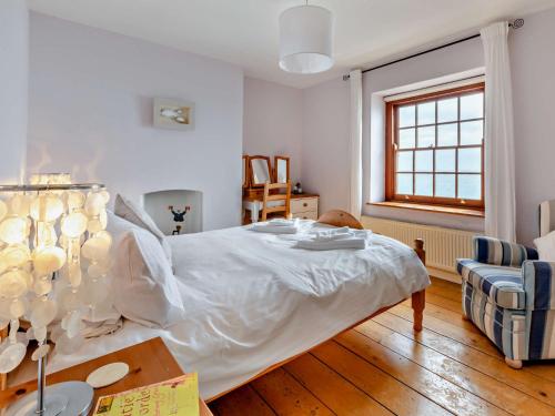 Katil atau katil-katil dalam bilik di 3 Bed in Torcross 93956