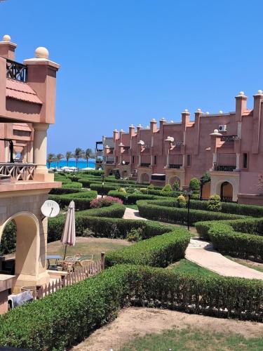 Chalet in Lazordy bay