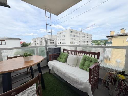 Tea Apartment near Arena