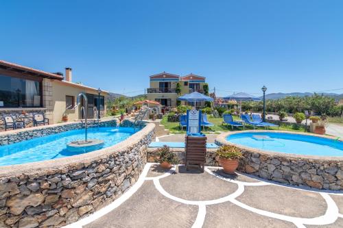 Drapanias BeachFront Apartments - Marinakis