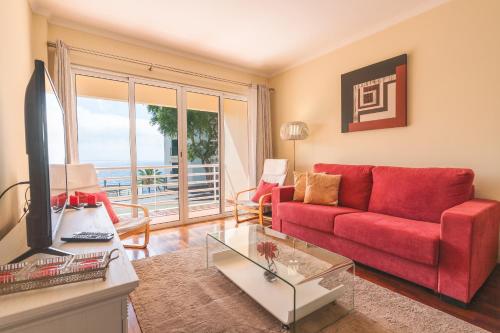 Strelitzia Apartment by AH