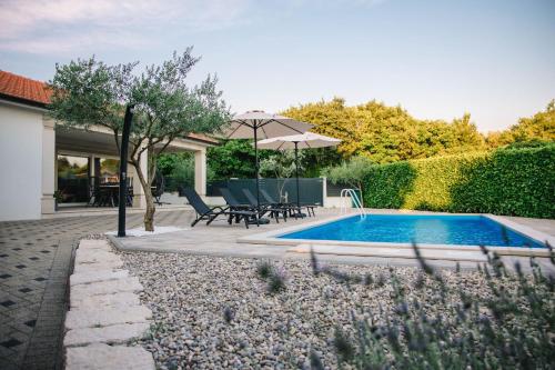 Πισίνα στο ή κοντά στο Villa Antonija