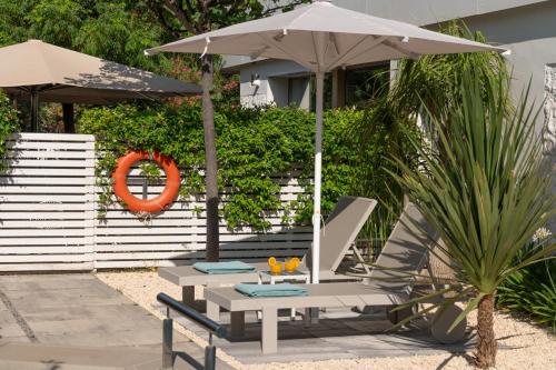 Taman di luar 1935 Hotel Boutique & Apartments - Adults Only