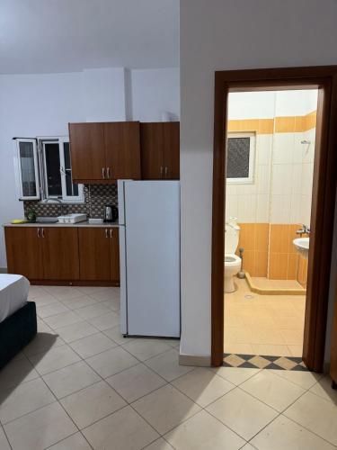 Kuhinja ili čajna kuhinja u objektu Villa Dion