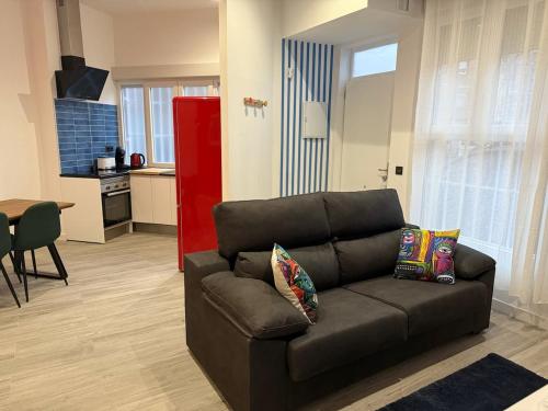 O bucătărie sau chicinetă la Moderno apartamento en Madrid climatizado