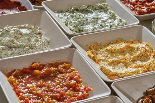 ホテルの敷地内または近くでの食事または食べ物