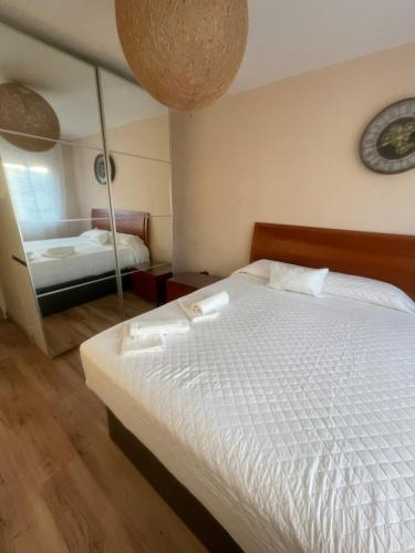 Amplio apartamento, playa, tren
