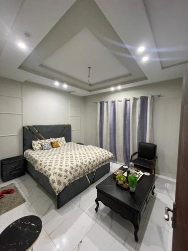 Cozy and Peaceful 2 Bedroom Luxury Apartment
