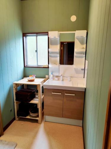 8 minutes by walk to Nikko Station Mitsuba House
