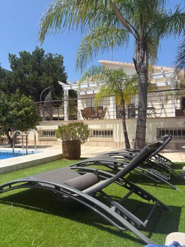 Villa Castillitos en el Aire en lo alto del Montgó-Denia-Piscina