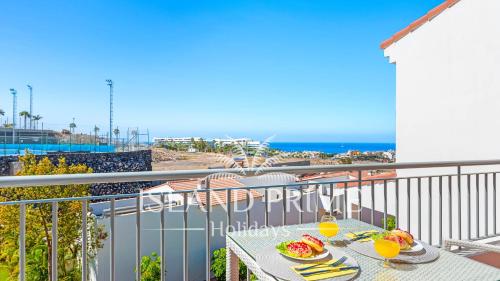 Family Home in Luxury Complex in La Caleta MG5