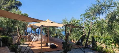Gallery image of Uliveto Casa Della Rocca Guests House in Gorleri