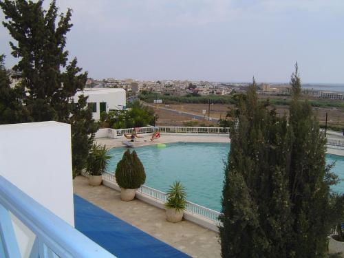 Bazén v ubytování Ikaria Village, Maisonette Sea 10 nebo v jeho okolí