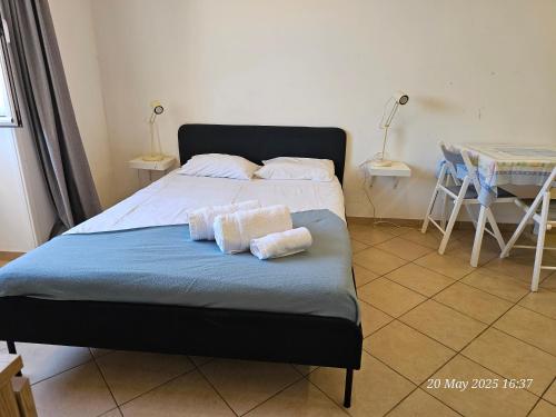 Blife Salinya private rooms at N125