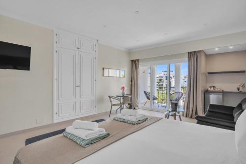Exclusive Double Room in Occidental Puerto Banus by Finest Rentals