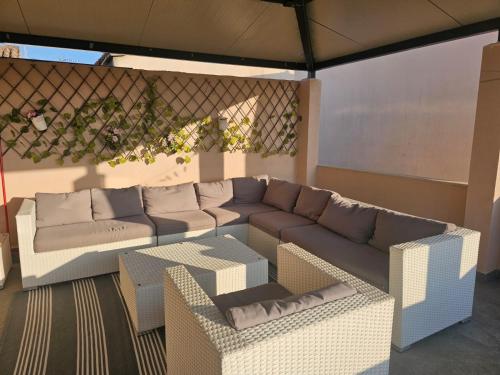 Betina apartments with parking space near the beach