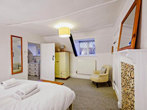Katil atau katil-katil dalam bilik di 3 bed in Weybourne 90943