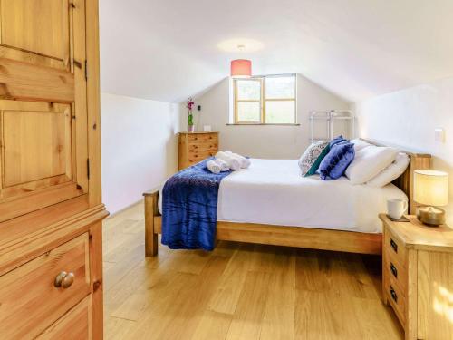 Ένα ή περισσότερα κρεβάτια σε δωμάτιο στο 2 Bed in Aberaeron 45333