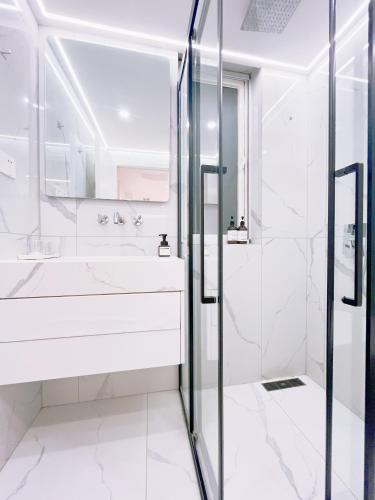 Ένα μπάνιο στο ClOUD RESIDENCE-4BR-near the people square&xintiandi