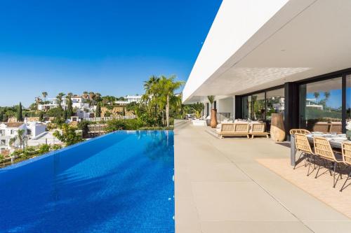 Modern Luxury Villa in Los Flamingos