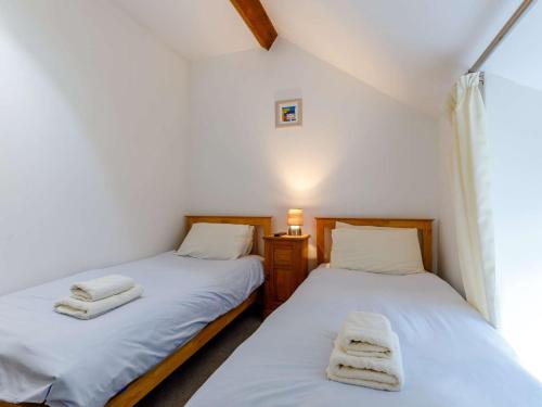 Katil atau katil-katil dalam bilik di 3 Bed in Conwy 85844