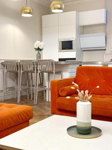 Celine 24 Le Flandrin Haussmann, Appart spacieux dans le 16e