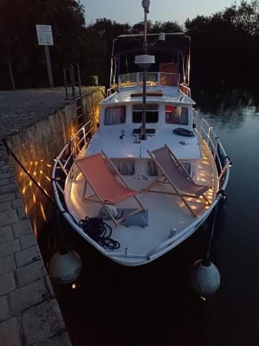 Logement insolite, Péniche Hollandaise