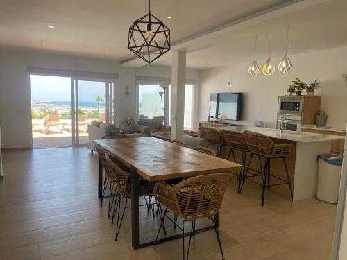 VILLAS LANZAROTE LOS ALTOS by NEW LANZASUITES Villa CASSIDELL