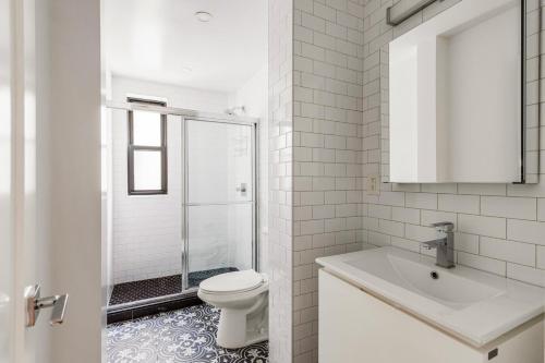 Vannituba majutusasutuses Blueground Lincoln Sq gym wd nr park NYC-1848