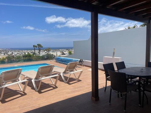 VILLAS LANZAROTE LOS ALTOS by NEW LANZASUITES Villa CASSIDELL