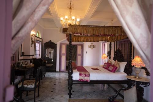 Fotografie z fotogalerie ubytování Bari Kothi Heritage Hotel v destinaci Murshidābād