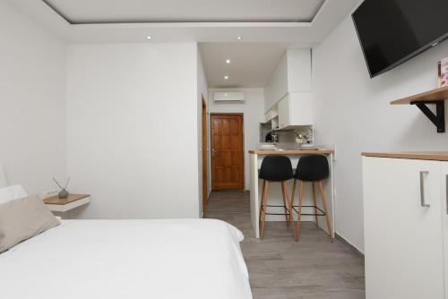 Studio Apartment the Old town, great location
