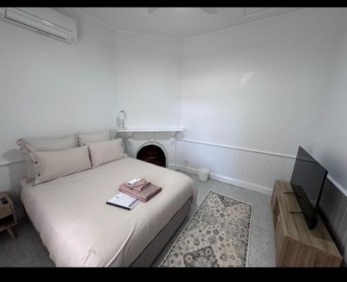 Μια τηλεόραση ή/και κέντρο ψυχαγωγίας στο Perrington Estate
