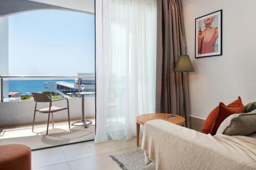 Un lugar para sentarse en Paralos Rodos Lifestyle