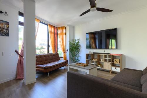 HJS Plaza Suites Apartments II