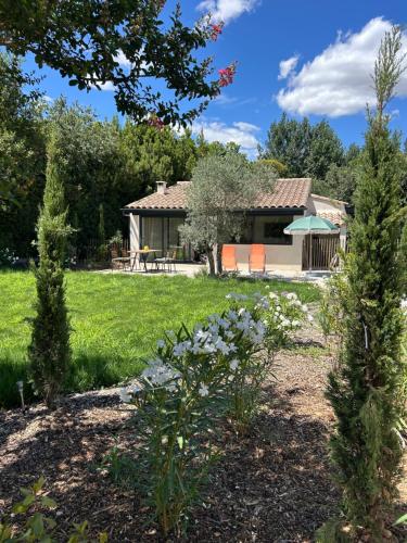 Nouveau gîte en Provence avec piscine sur Arles