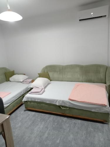 Katil atau katil-katil dalam bilik di Apartman Mira&Ahmet
