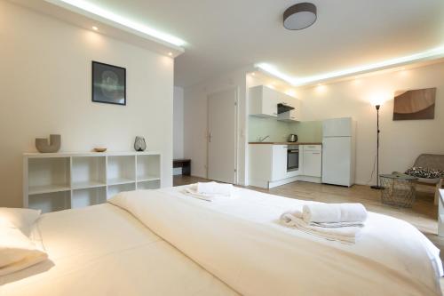 Modern Studio with Queen-Size Bed, Self Check-in K5