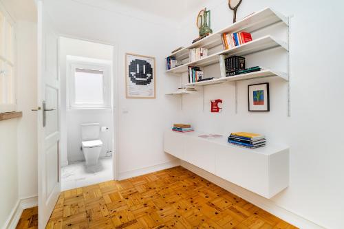 WHome Bright Modern Apartment in the Heart of Alvalade