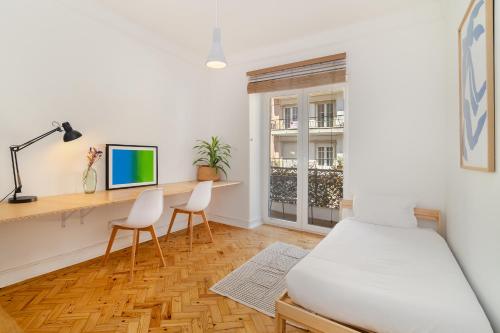 WHome Bright Modern Apartment in the Heart of Alvalade