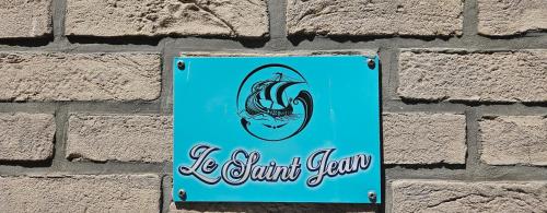 Certifikát, hodnocení, plakát nebo jiný dokument vystavený v ubytování Le Saint Jean Ma Ge