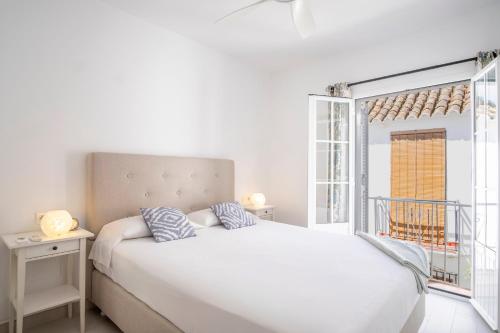 Charming Estepona Townhouse