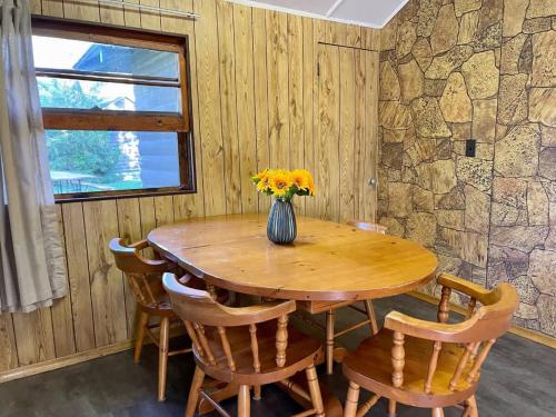 Imagen de la galería de Balsam Lake - 3-Bedroom Cottage #4, en Kawartha Lakes
