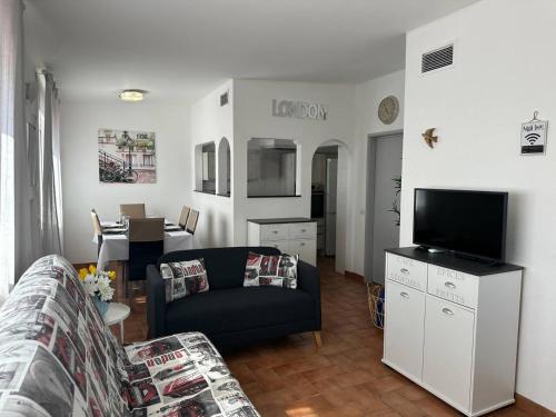 White House Quarteira by FHRAlgarve