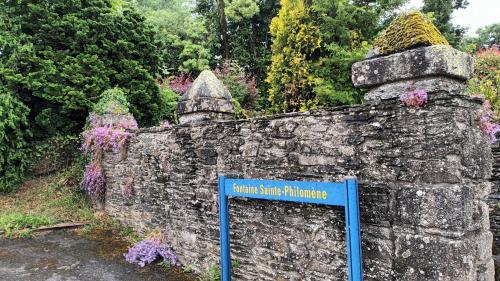 Taman di luar De la fontaine - theodore