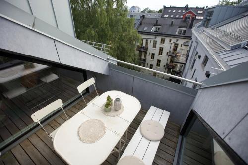 Μπαλκόνι ή βεράντα στο Top floor - view & balcony in Oslo city center