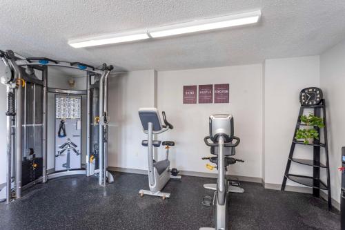 a gym with treadmills and machines in a room at Executive Residency by Best Western Philadelphia-Willow Grove in Horsham