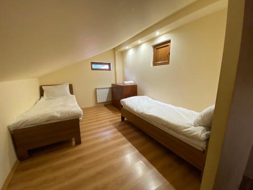 Un ou plusieurs lits dans un hébergement de l'établissement Tsaghkadzor Family Villa