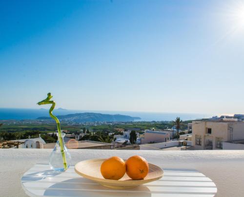 Foto dalla galleria di Calliope's Villa with jacuzzi a Pyrgos