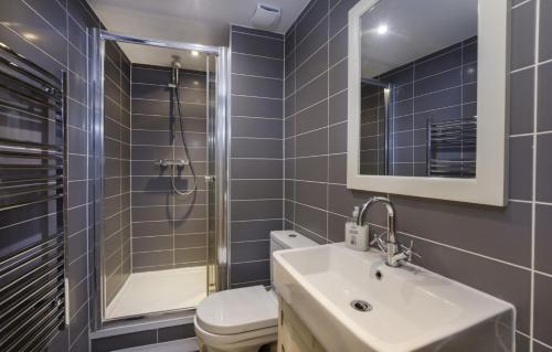 The Kings Apt 3 In The Heart Of York - Central Location photo 17